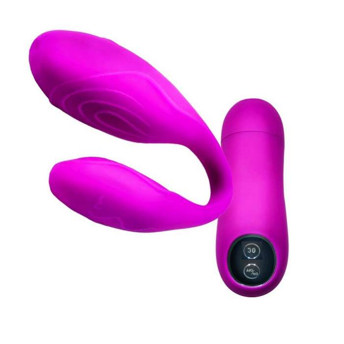 VIBRADOR COM ESTIMULADOR PARA CASAL COM COMANDO - PRETTY LOVE