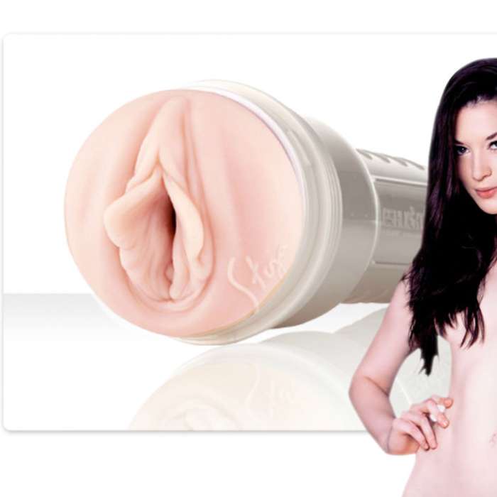 FLESHLIGHT GIRLS VAGINA STOYA DESTROYA