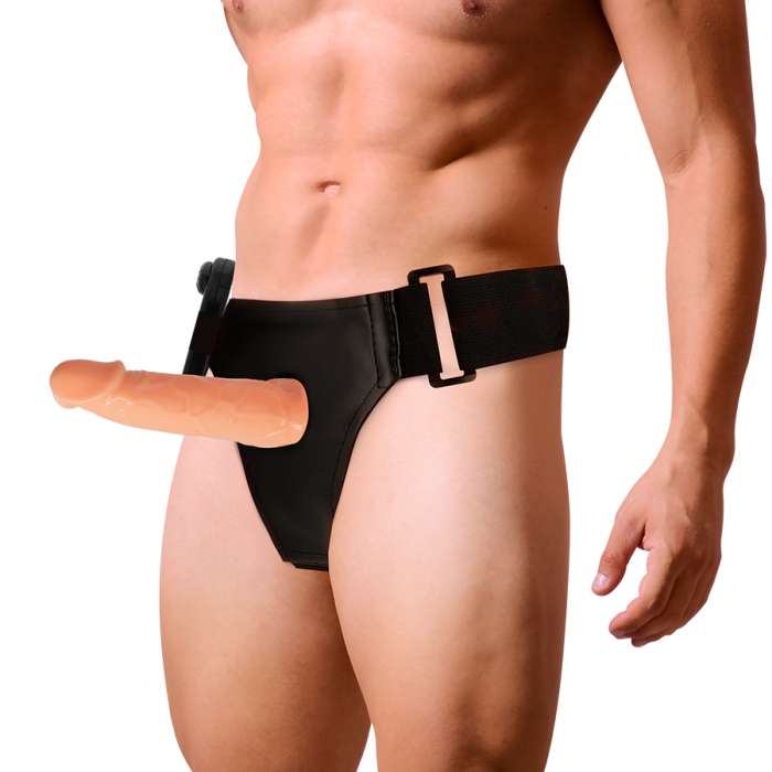 ARNES COM DILDO E CONTROLE REMOTO - HARNESS ATTRACTION  7 X 4.5CM