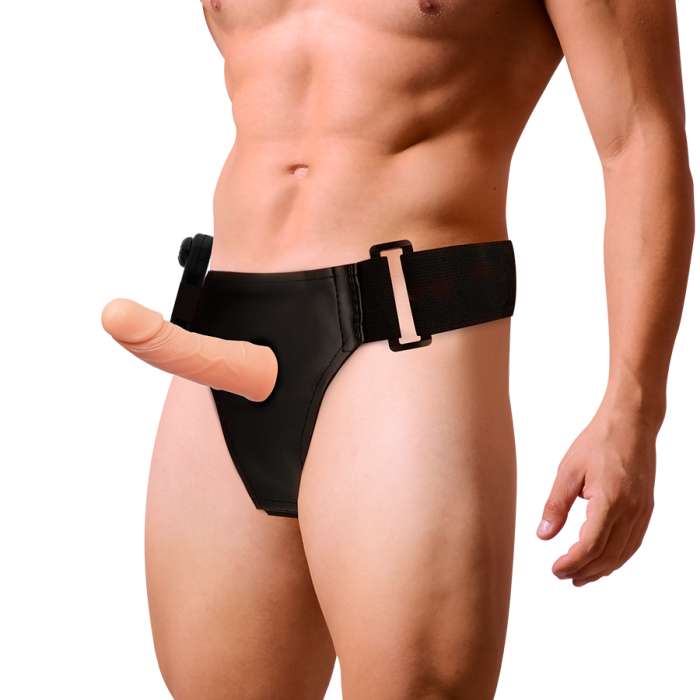 ARNÊS COM DILDO E CONTROLO REMOTO - HARNESS ATTRACTION 15CM