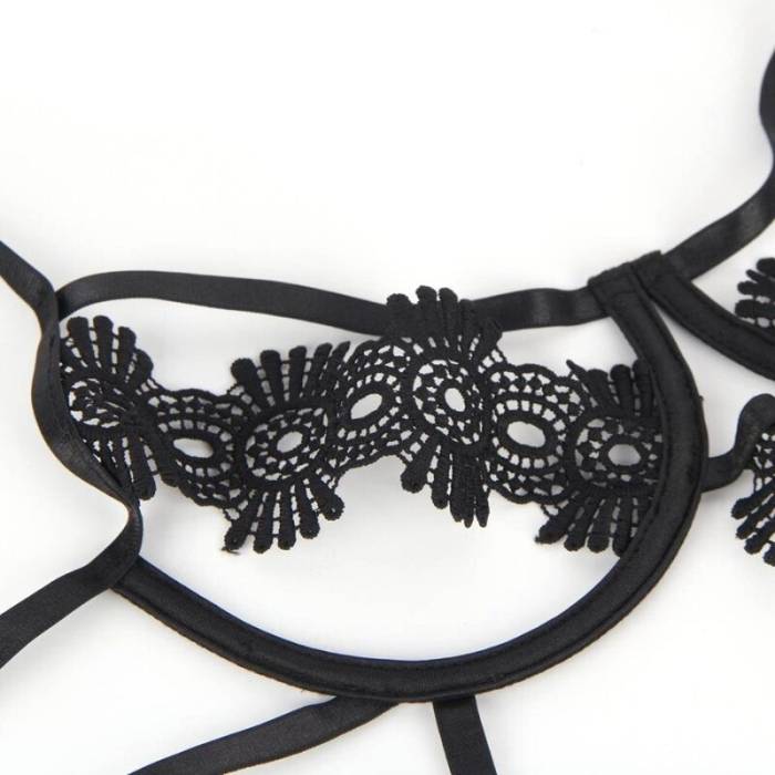 SUBBLIME TEDDY COM RENDA E ALÇAS  S/M