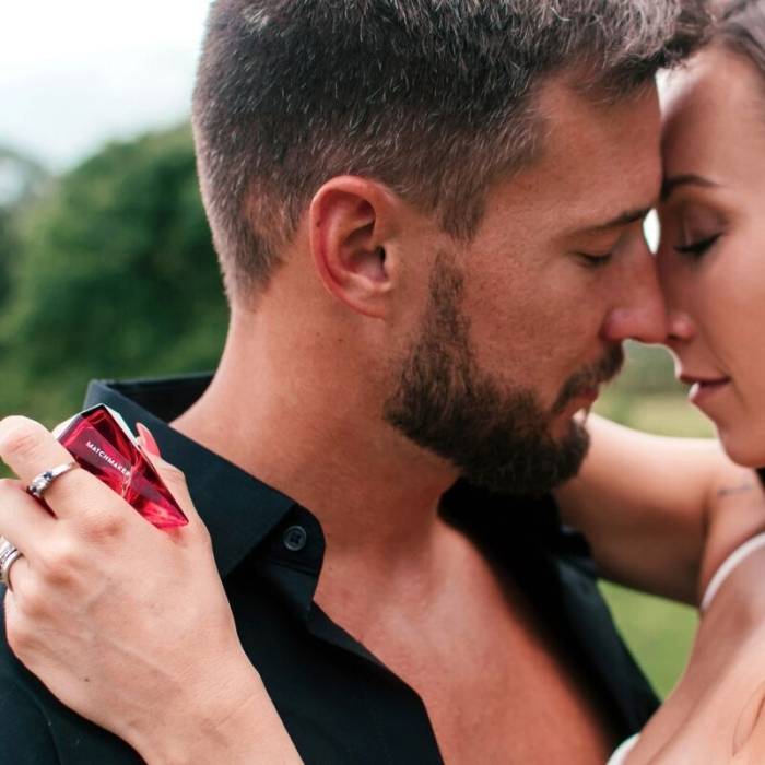 EYE OF LOVE - PERFUME DE FEROMÔNIO DE DIAMANTE VERMELHO MATCHMAKER ATTRACT HIM 30ML