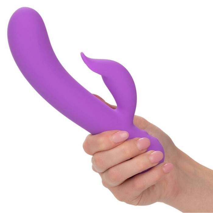 CALEXOTICS - FIRST TIME VIBRADOR PLEASER RECARREGÃVEL ROXO