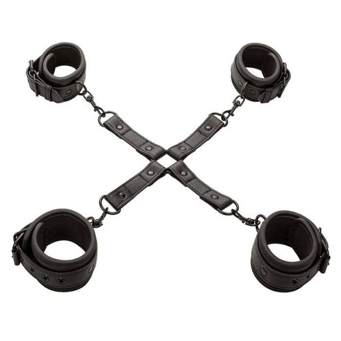 CALEXOTICS - NOCTURNAL CONECTOR HOG TIE CUERO AJUSTÃVEL PRETO