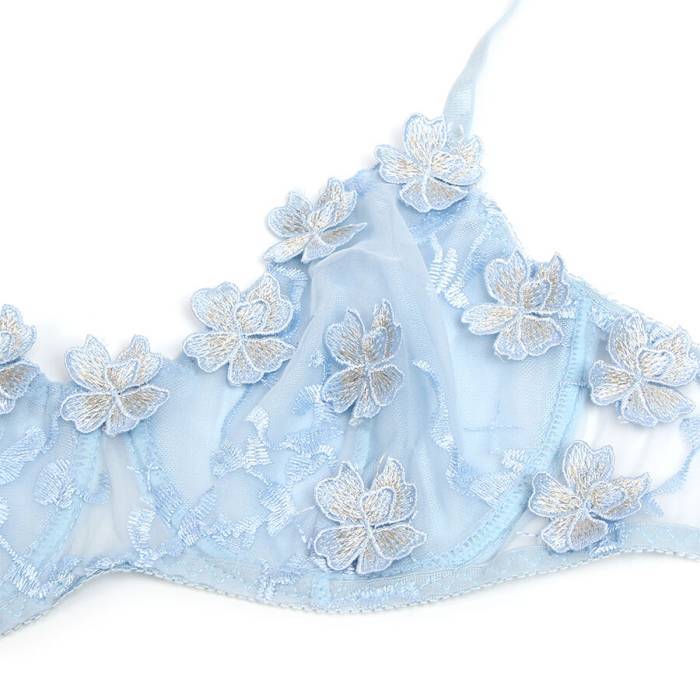 SUBBLIME - 957629 CONJUNTO DE SUTIÃ E CALCINHA BORDADOS COM FLORES AZUL CELESTE S/M