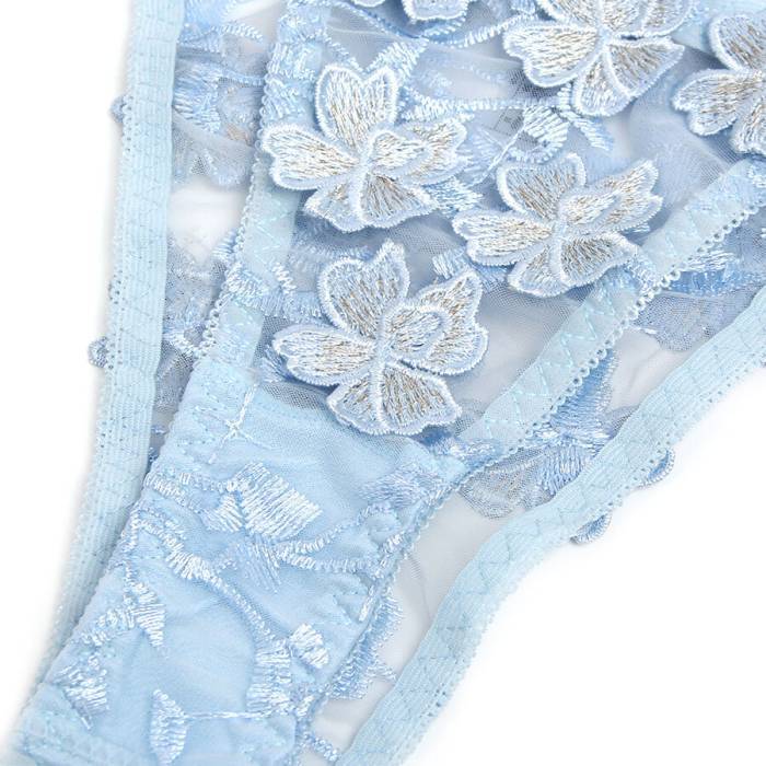 SUBBLIME - 957629 CONJUNTO DE SUTIÃ E CALCINHA BORDADOS COM FLORES AZUL CELESTE S/M