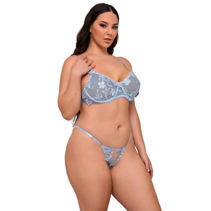 SUBBLIME - 957636 CONJUNTO DE SUTIÃ E CALCINHA BORDADOS COM FLORES AZUL CELESTE L/XL