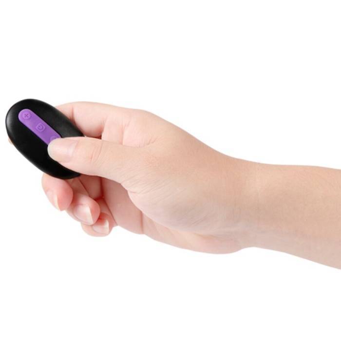 SHEQU - ESTIMULADOR DE DILDO E CLITÃRIS JULIAN COM VIBRAÃÃO E CONTROLE REMOTO 16 CM