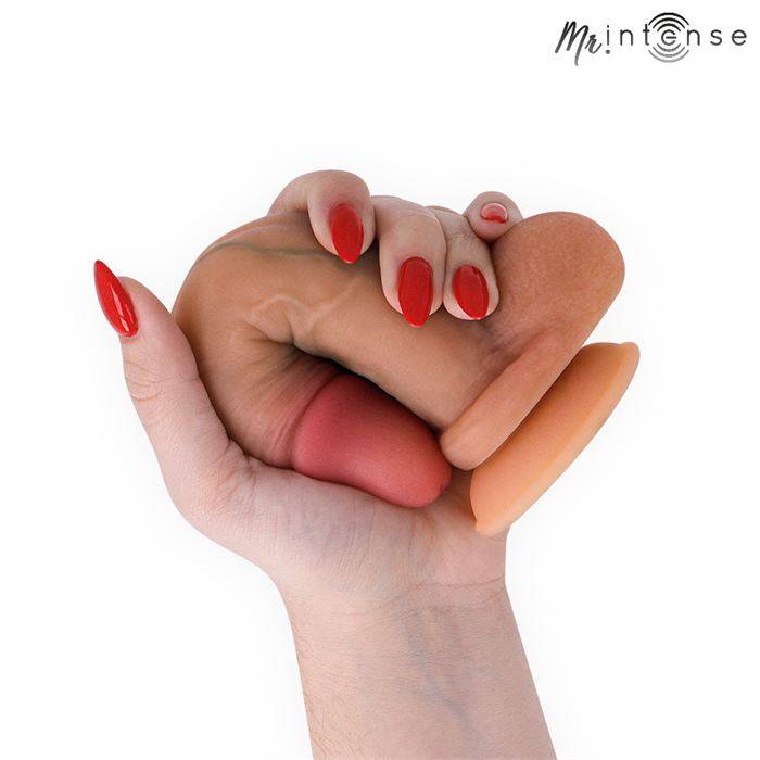 MR INTENSE - GARY S ULTRA-REALISTIC SILICONE COCK WITH TESTICLES 17.8 CM -Ã- 4.2 CM